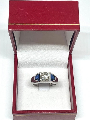 Bague Chevalière or blanc diamant 0,92 carat saphirs synthétiques 58 Facettes