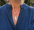Pendentif Médaille en or, nacre et émail 58 Facettes 31
