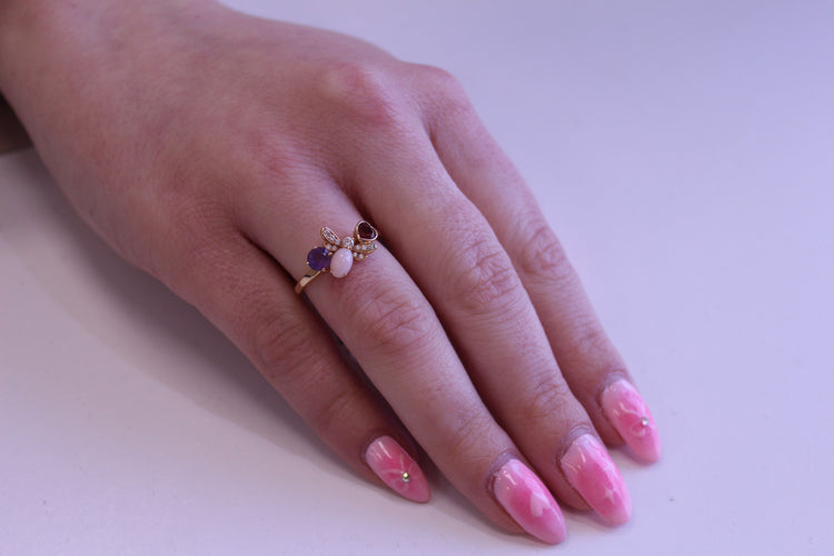 Bague CHAUMET - Bague Attrape-moi or rose, diamants, opale, améthyste 58 Facettes 081819