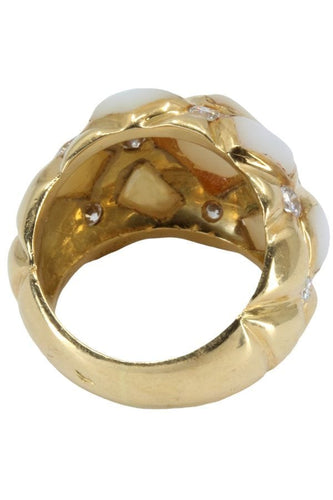 Bague BAGUE MODERNE NACRE ET DIAMANTS 58 Facettes 049481