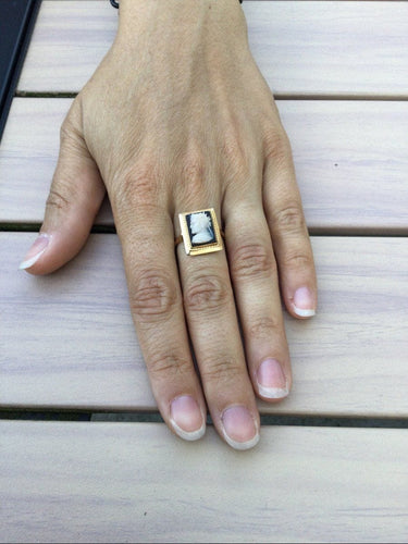 Bague Bague en Or jaune & camée 58 Facettes
