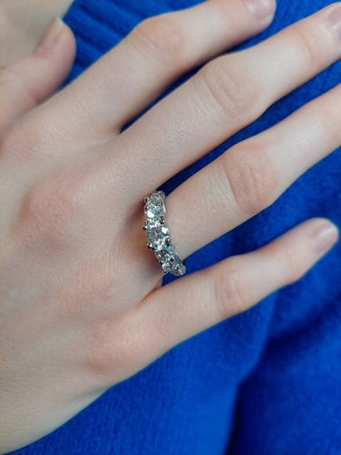 bague 53 BAGUE JARRETIÈRE MODERNE DIAMANTS 58 Facettes 079841
