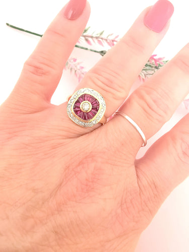 Bague Bague Rubis Diamants 58 Facettes AA 1606