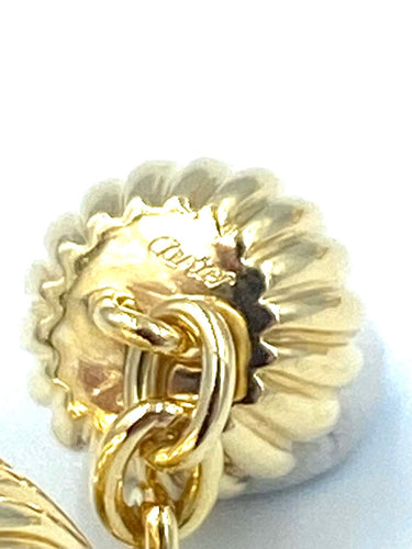 Boutons de manchette CARTIER. Boutons de manchette or jaune et saphirs 58 Facettes