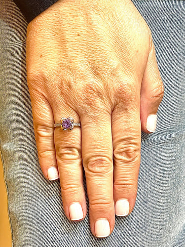 Bague 52 Bague Mauboussin "Desirez Amour" or blanc, améthyste et diamants 58 Facettes
