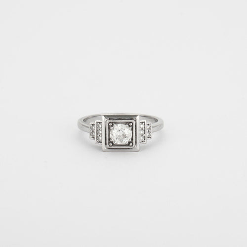 Bague 53 Bague Art Déco, or blanc, diamants 58 Facettes HS22181