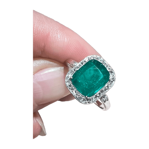 Bague 53 Bague Art Déco Or blanc Émeraude Diamants 58 Facettes