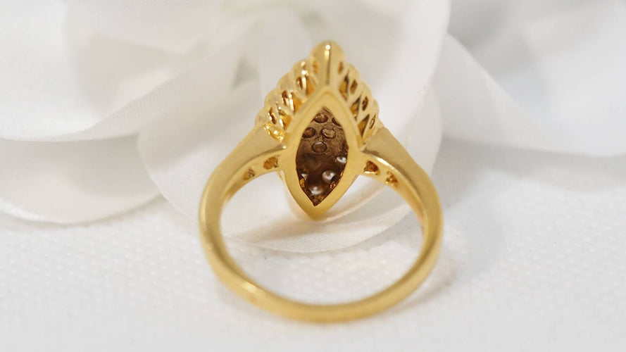 Bague Bague marquise or jaune saphirs calibrés et diamants 58 Facettes 30778