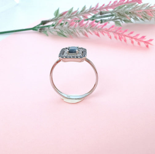 Bague 61 Bague rectangulaire à pans coupés Saphirs Diamants 58 Facettes AA 1591