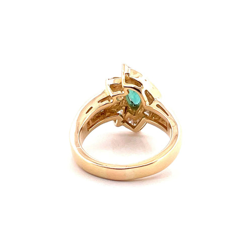 Bague 57 Bague émeraude poire et diamants 58 Facettes