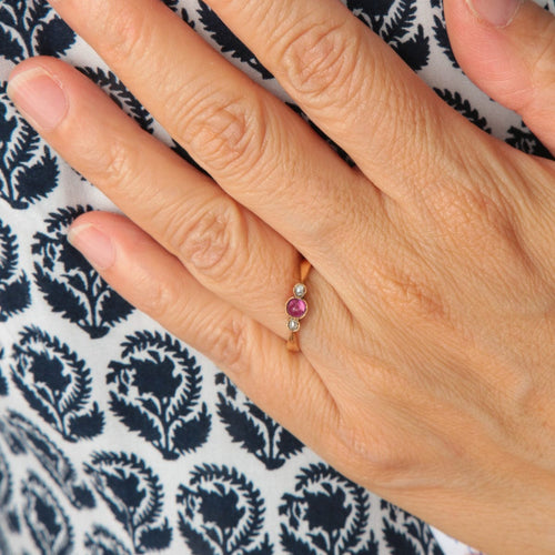 Bague 54.5 Bague or rose, rubis, diamants 58 Facettes P5L15