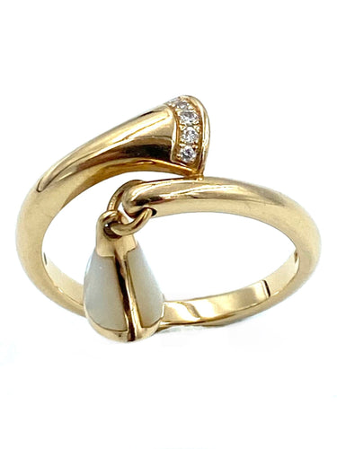 Bague BVLGARI. Bague Diva’s dream or rose, diamants et nacre 58 Facettes