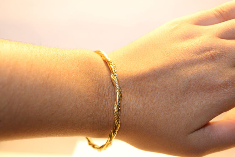 Bracelet Bracelet Jonc torsadé 58 Facettes 11235B