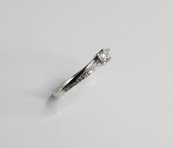 Bague 53 Bague Fiançailles Asymétrique 58 Facettes