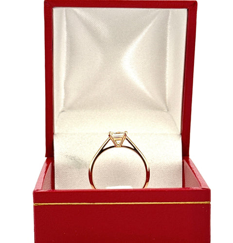 Bague 50 Solitaire en or jaune 18 carats diamants princesse 58 Facettes