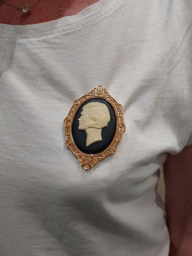 Broche CHANEL - Broche 58 Facettes 065951