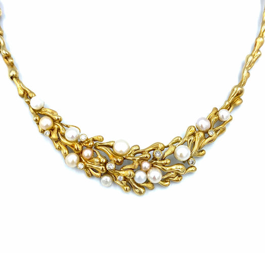 Collier GILBERT ALBERT. Collier or jaune, perles et diamants 58 Facettes