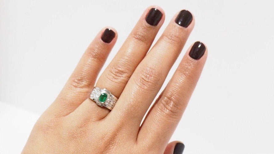 Bague 53 Bague en Or Blanc, Emeraude Et Diamants 58 Facettes 30753