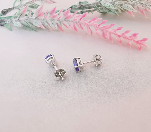 Boucles d'oreilles Boucles d'oreilles puces Tanzanites Or Blanc 58 Facettes AA 1496
