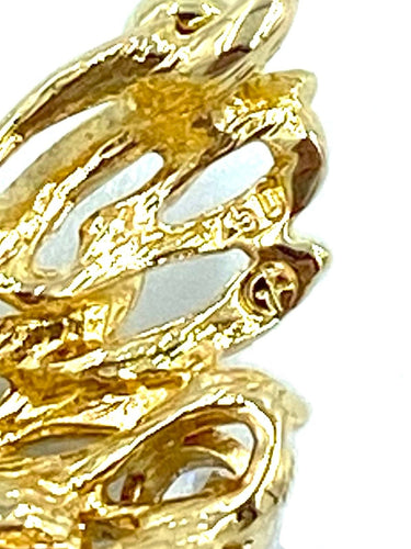 Boucles d'oreilles GILBERT ALBERT. Paire de boucles d’oreilles or jaune et diamants 58 Facettes