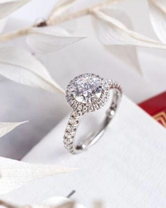 Bague 51 Bague CARTIER Destinée en Platine 58 Facettes 60423-56233