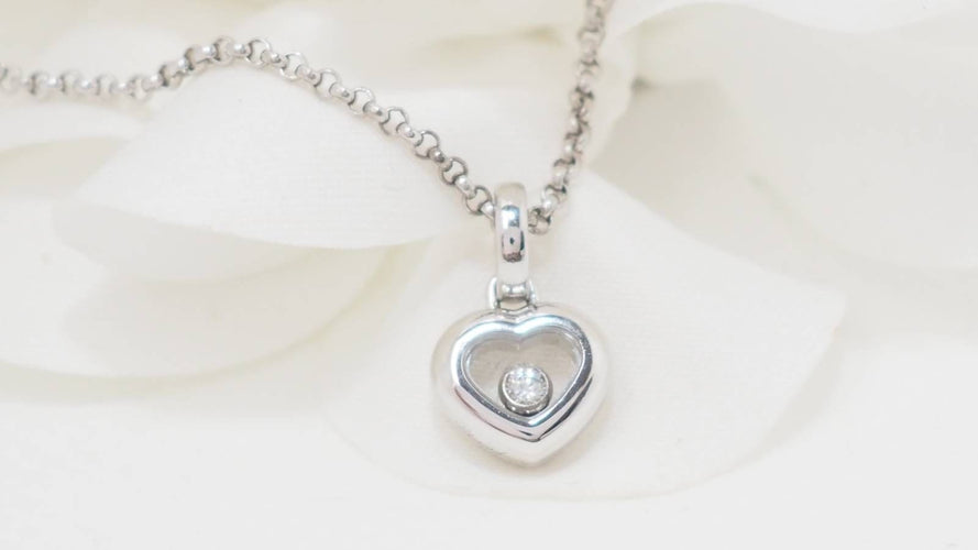 Collier 37cm Chopard - Collier Happy Diamonds cœur en or blanc et diamant 58 Facettes 32410