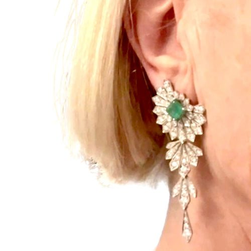 Boucles d'oreilles BOUCLES D'OREILLES EMERAUDES DIAMANTS 58 Facettes Q917A