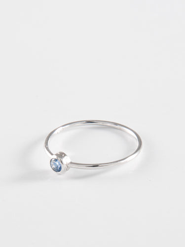 50 Bague Solitaire Saphir Bleu et Or Blanc 58 Facettes