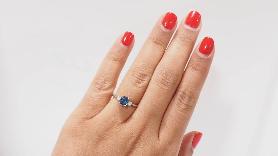 Bague 55.5 Bague en platine saphir de Ceylan et diamants 58 Facettes 32075