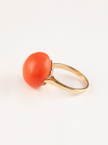 Bague Bague en or jaune et corail 58 Facettes