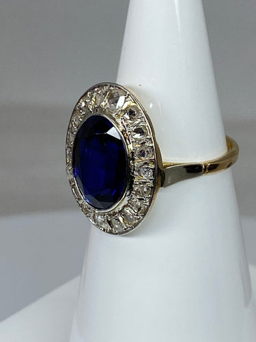 Bague 54 Bague en Or jaune, saphir Verneuil & diamants 58 Facettes