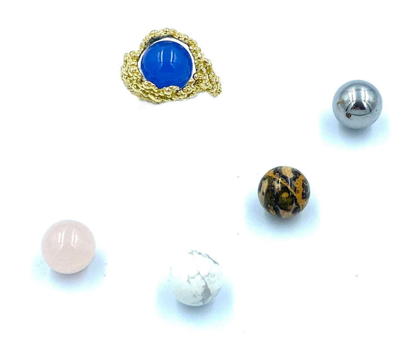 Bague GILBERT ALBERT. Bague or jaune et billes interchangeables 58 Facettes