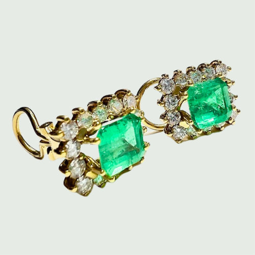 Boucles d'oreilles BOUCLES D'OREILLES EN OR 18 KT de STYLE CLASSIQUE DESIGN RÉTRO avec DIAMANTS et ÉMERAUDES 58 Facettes Q947A