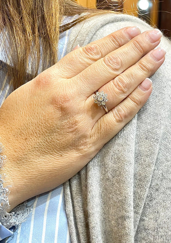 Bague 56 Bague marguerite platine diamants 58 Facettes