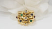 Bague 53.5 Multi Anneaux En Or Jaune Cabochons Rubis, Saphirs Et émeraudes 58 Facettes 32034
