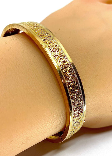 Bracelet Bracelet jonc ouvrant ciselé d’arabesques et volutes 58 Facettes