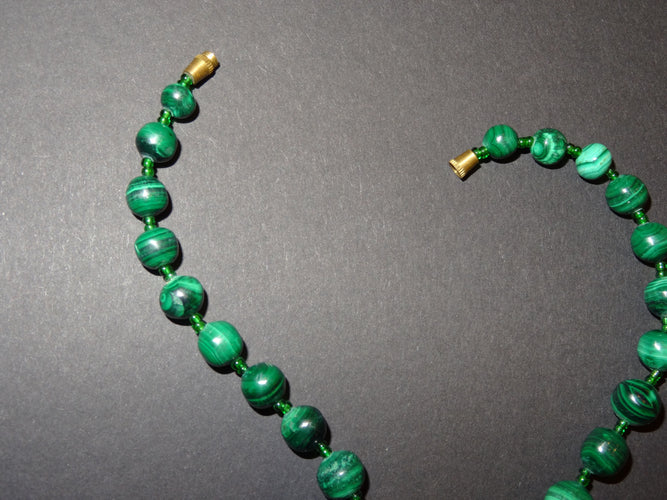 Collier Collier en malachite en chute 58 Facettes