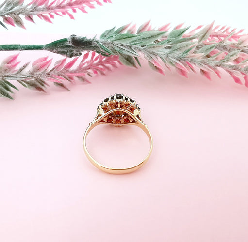Bague 54.5 Bague Fleur Grenats Or Jaune 58 Facettes AA 1485
