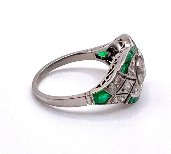 Bague Bague style Art Déco Platine Diamants et Emeraudes. 58 Facettes