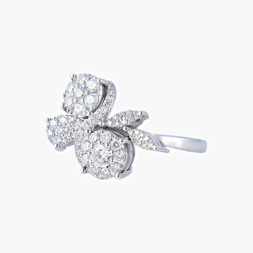 Bague 53 Bague motif floral Diamants 58 Facettes