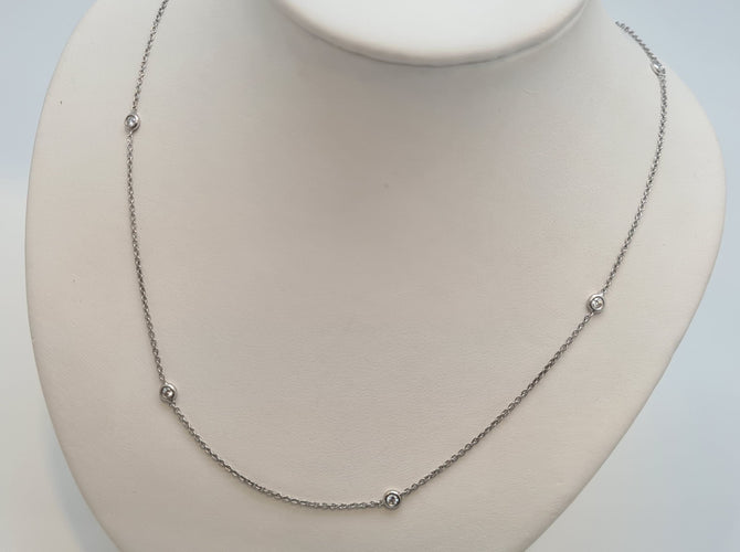 Collier Collier en Or blanc, Diamants 58 Facettes