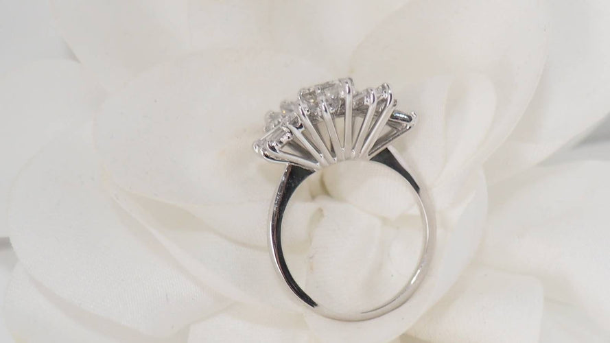 Bague 51 Bague vintage en or blanc et diamants 58 Facettes 32087
