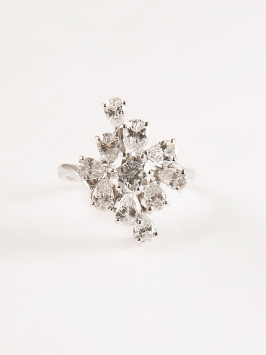 Bague 54 Bague en or blanc et diamants 58 Facettes
