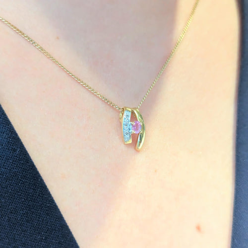 Pendentif Pendentif or jaune saphir rose et diamants 58 Facettes 27237