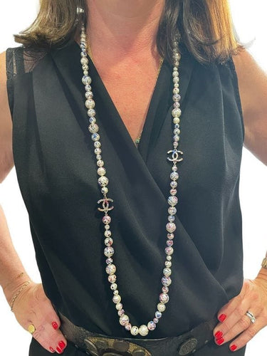 Collier SAUTOIR SIGNÉ CHANEL 58 Facettes 054631