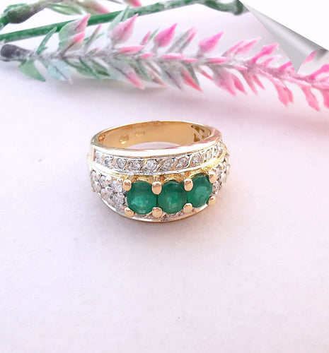 Bague 55 Bague Emeraudes, Diamants et Or 58 Facettes AA 1540