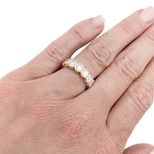 Bague 52 Alliance tour complet or jaune, diamants. 58 Facettes 31398