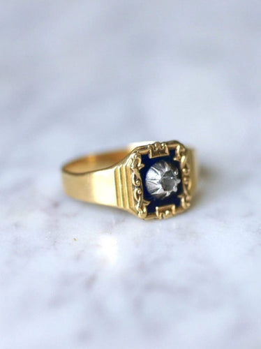 Bague Bague chevalière ancienne en or jaune et diamant sur émail bleu 58 Facettes