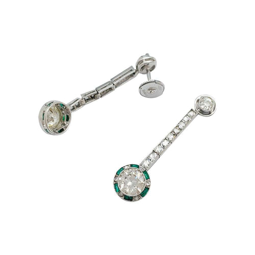 Boucles d'oreilles Boucles d'oreilles Art Déco en platine, or, diamants et émeraudes. 58 Facettes 31291