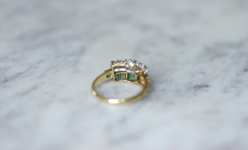 Bague Bague lignes diamants et émeraudes 58 Facettes